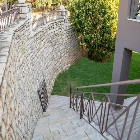 Appartement Akrivi's House In