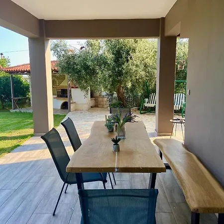 Akrivi's House In Διαμέρισμα *